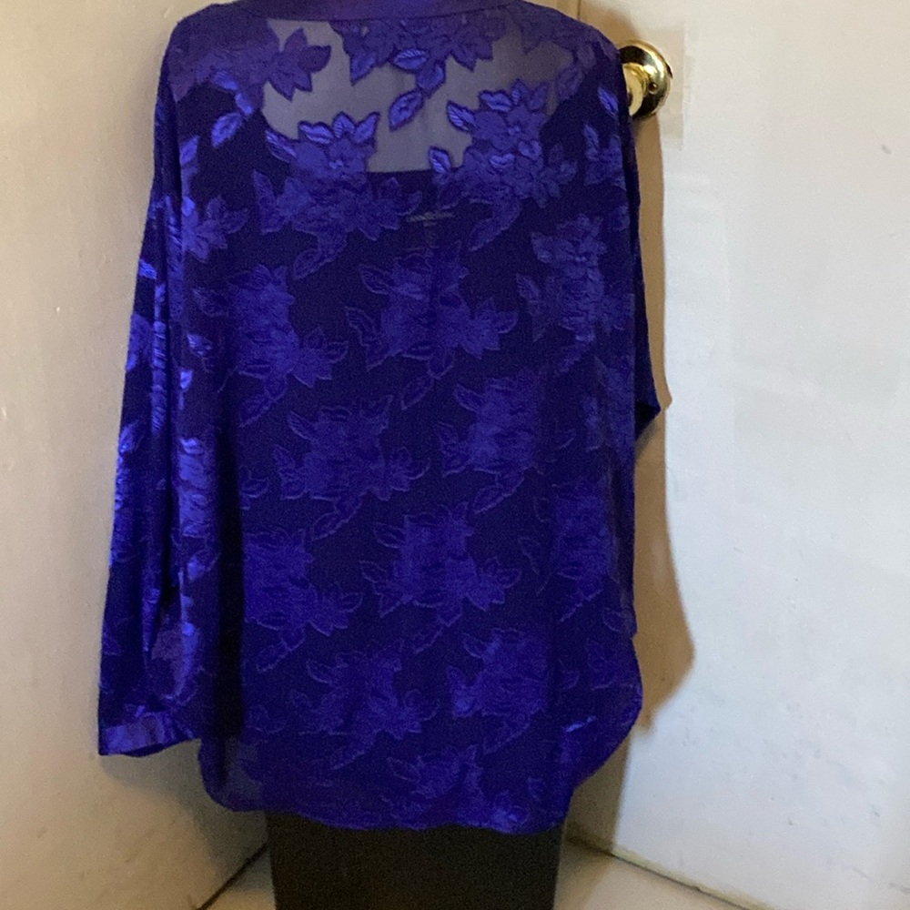 Blouse - Picture 3 of 5